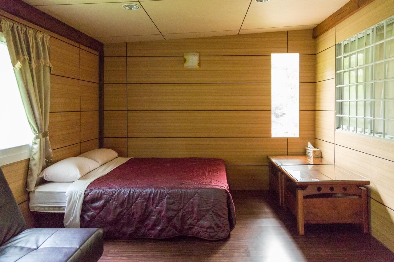 Ruyi Yuan Homestay Tongxiao Exteriör bild
